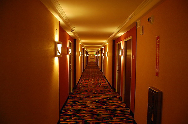 Hallways.Courtyard By Marriott Hotel.Culver City