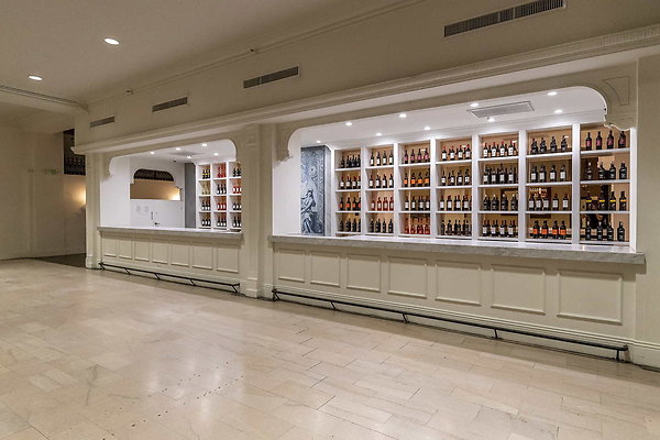 Alexandria.Ballroom.Bar.03