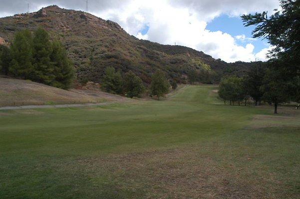 Malibu CC 4 DrivingRangeCheat.02