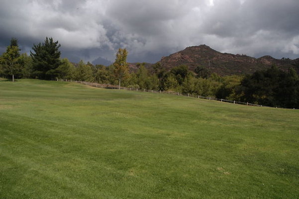 Malibu CC 1 DrivingRangeCheat.08