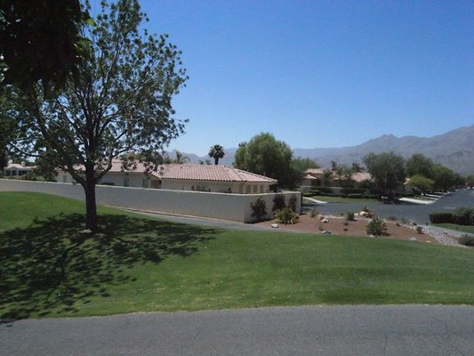 R0044002