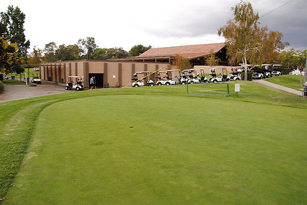 Valencia Vista GC.Putting Green