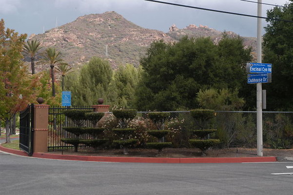 Malibu CC Driveway.03