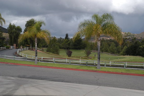 Malibu CC Driveway.09