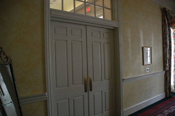 Sherwood CC PatioRoomAdjacent.01