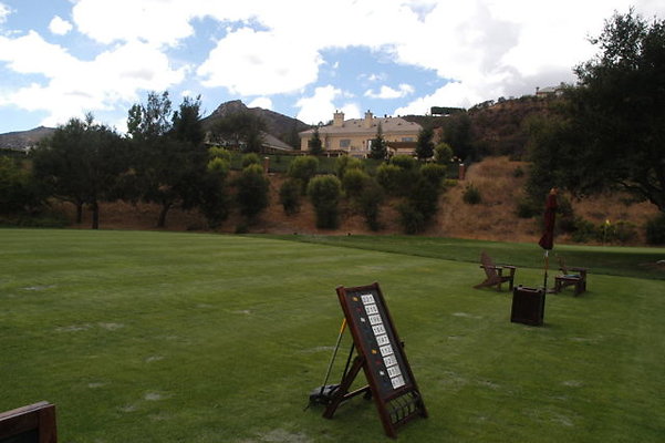 Sherwood CC 18 DrivingRange.21