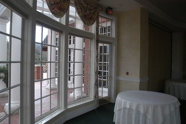 Sherwood CC PatioRoom.04