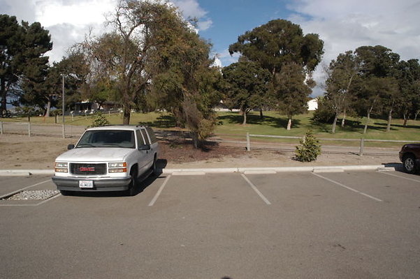 Olivas GC ParkingLot.02