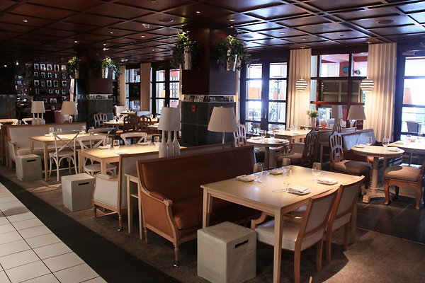 Blanca Bar