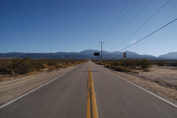 Hwy138 LargoVistaRd 003