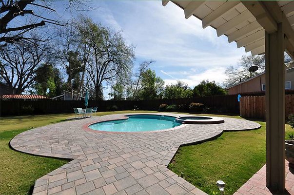 8172 pool