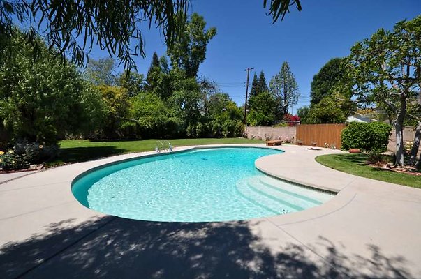 8789 pool