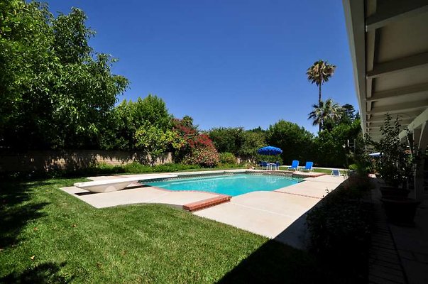 8833 pool3