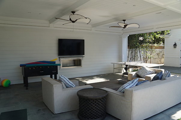 On.Loc.Pool.Court.4743.EN.70 On.Loc.Pool.Court.4743.EN.70