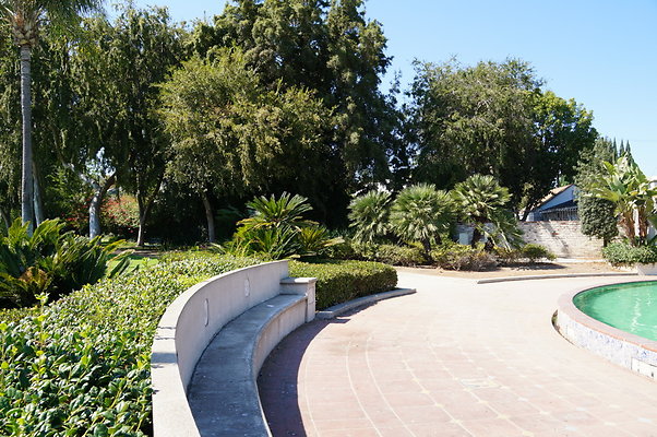 Fountain.SM.At.Wilshire.BH10