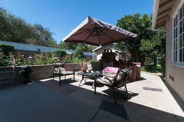 6932 patio
