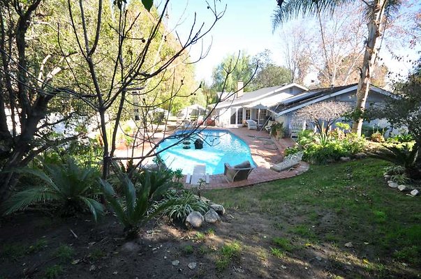 2430 pool7