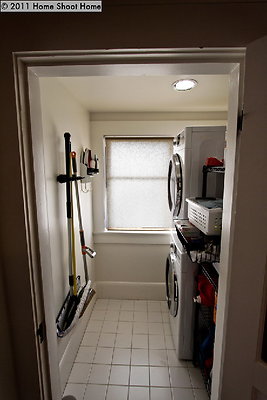 24laundry-room