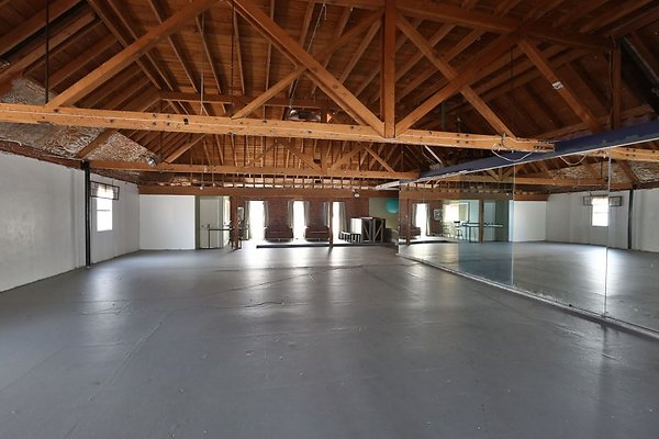 Church.Loft.DTLA.Cap.Eq.31