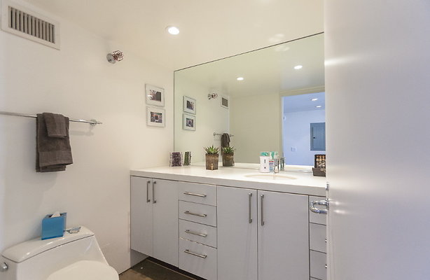 APL.Apartment.50504