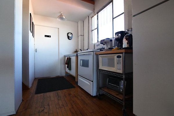 East.West.098.Loft11