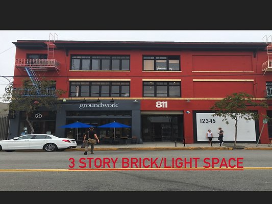 Slide03
