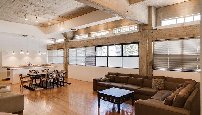 PL165-6-880x502 PL165-6-880x502