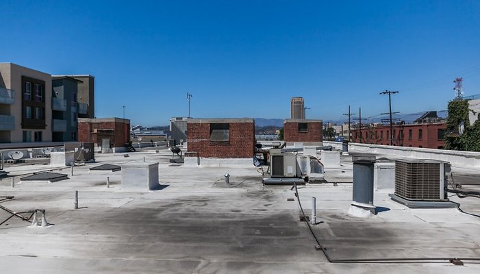 PL165-23-880x502 PL165-23-880x502