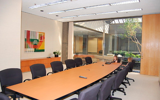Atrium 6 Conference Room