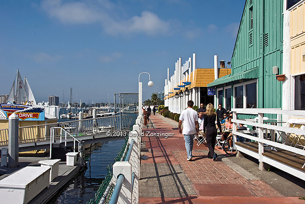 zMarina-Del-Rey-CA-Couple-30s-walking - Marina Del Rey; CA; Fisherman's Village, Man Made Marina