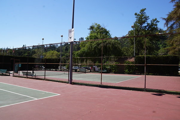 Brookside.Tennis.2.09