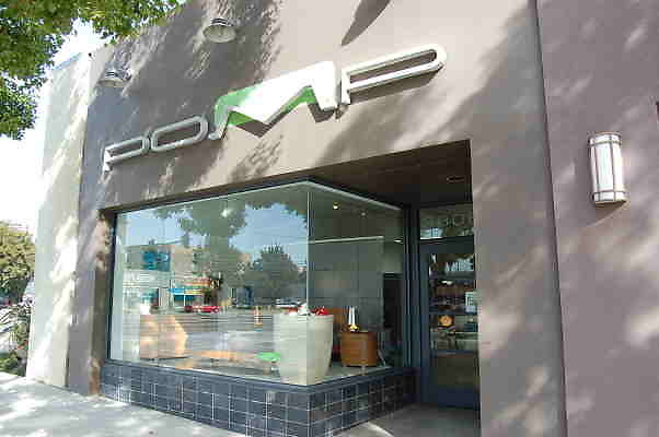 Pomp.Furniture.Main St. CC