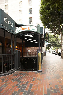 caseys bar and grill 33 20091125 1301449859