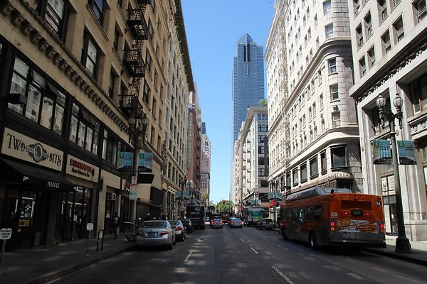 A-The Last Bookstore dtla-81