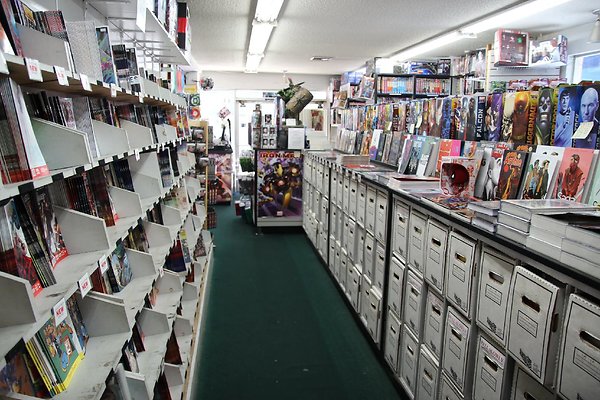 Bookstore-LEGACY Comics glend