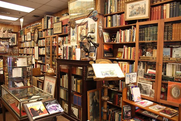 Bookstore-CARAVAN-Ints dtla-28