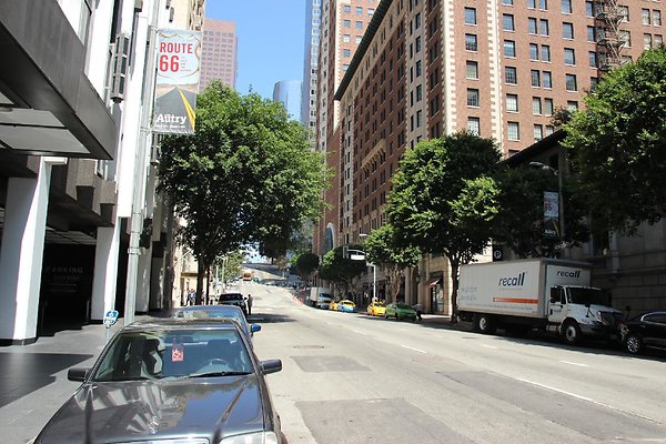 Bookstore-CARAVAN-Exts dtla-06