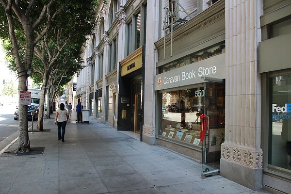 Bookstore-CARAVAN-Exts dtla-04