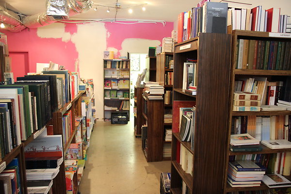 Bookstore-ABRIL-Int glend-07