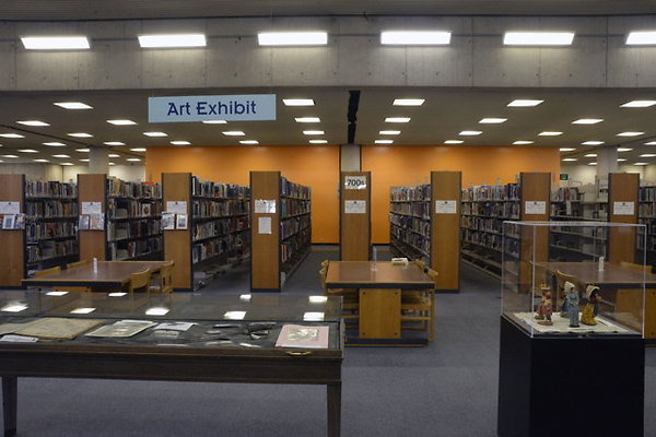MAIN.LIBRARY.47