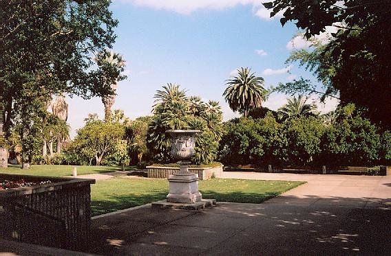 Garden Entrance.H050601-33