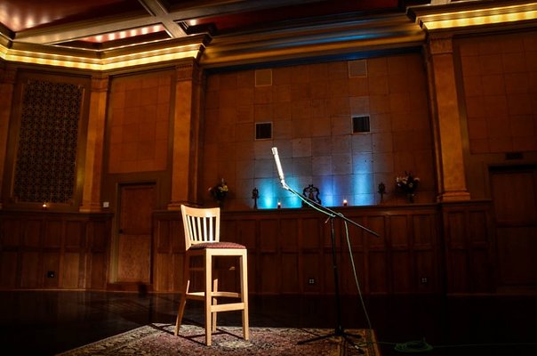 village-studio-web-promo-c12-mic-11-900x590