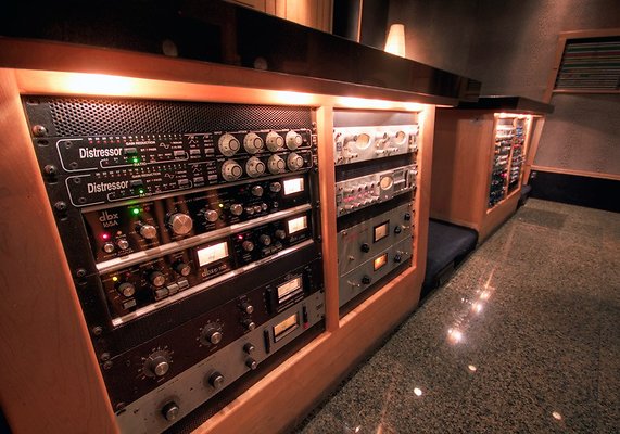 Studio.B.04 Studio.B.04