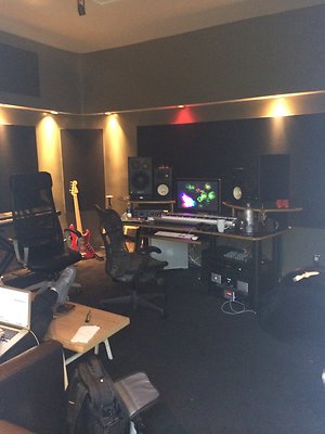 Studio.C.02