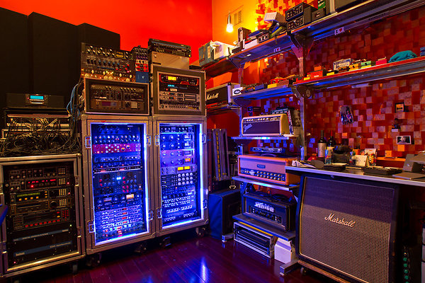 Studio.C.02