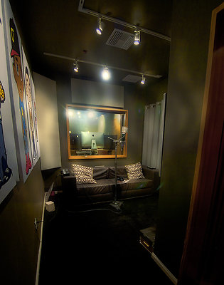 Studio.C.02