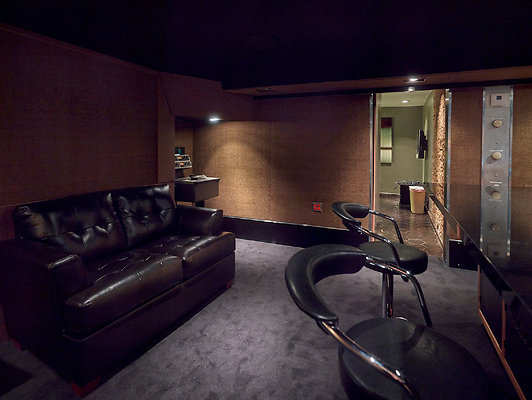 Studio.B.13