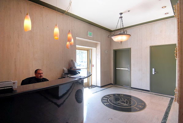 3 Bank Building-040