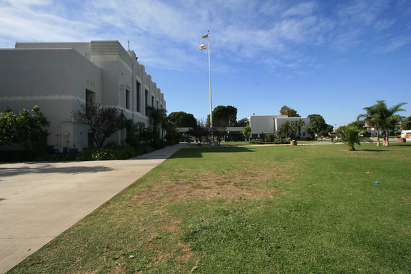 Exterior-Entrance-10