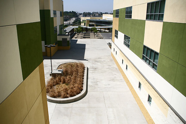 Exterior-Campus-1